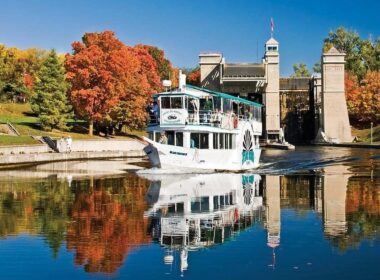 Peterborough Liftlock Cruises boat tour of the Peterborough Lift Lock